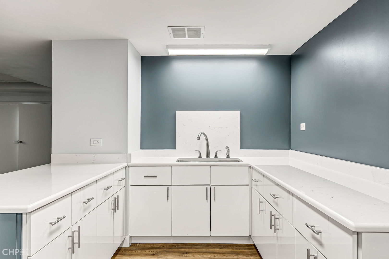 3150 N Lake Shore Drive Unit: 29F