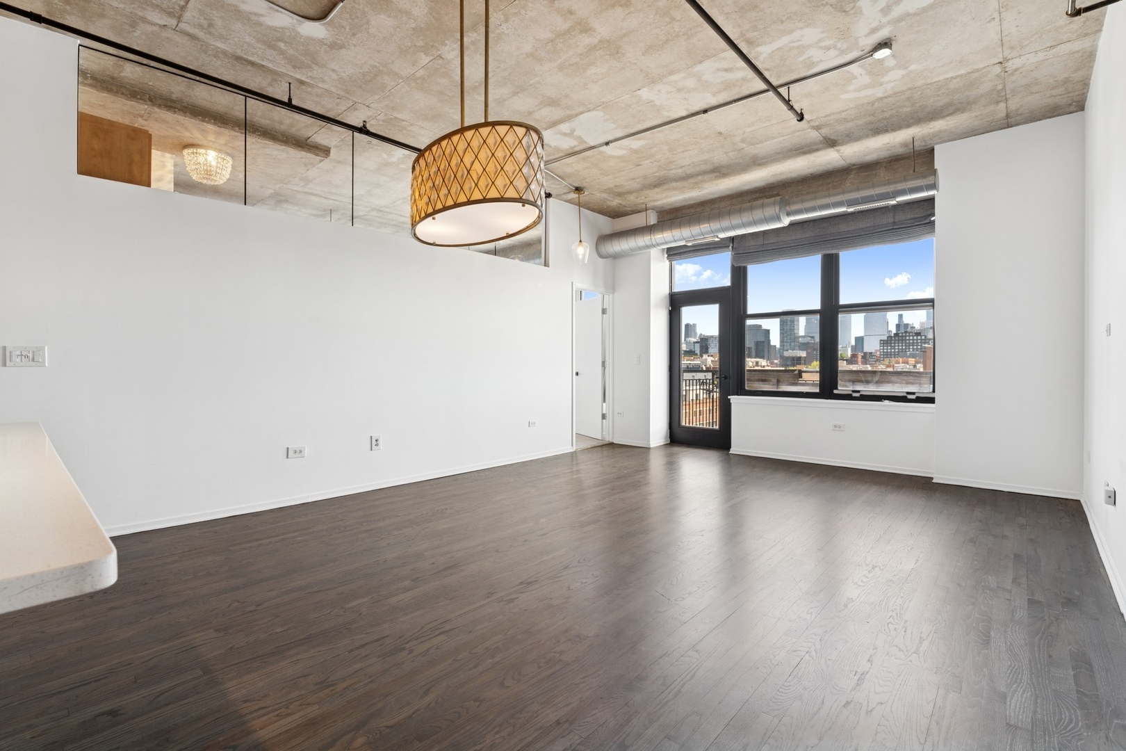 6 S Laflin Street Unit: 607