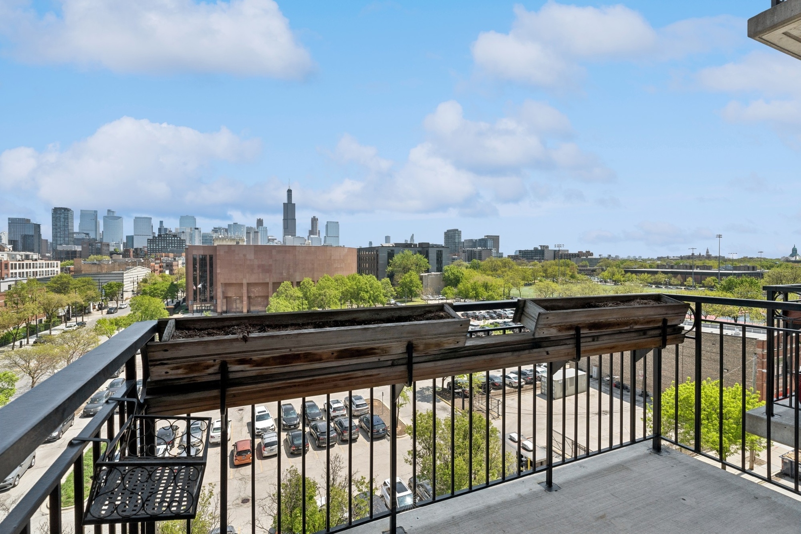 6 S Laflin Street Unit: 607