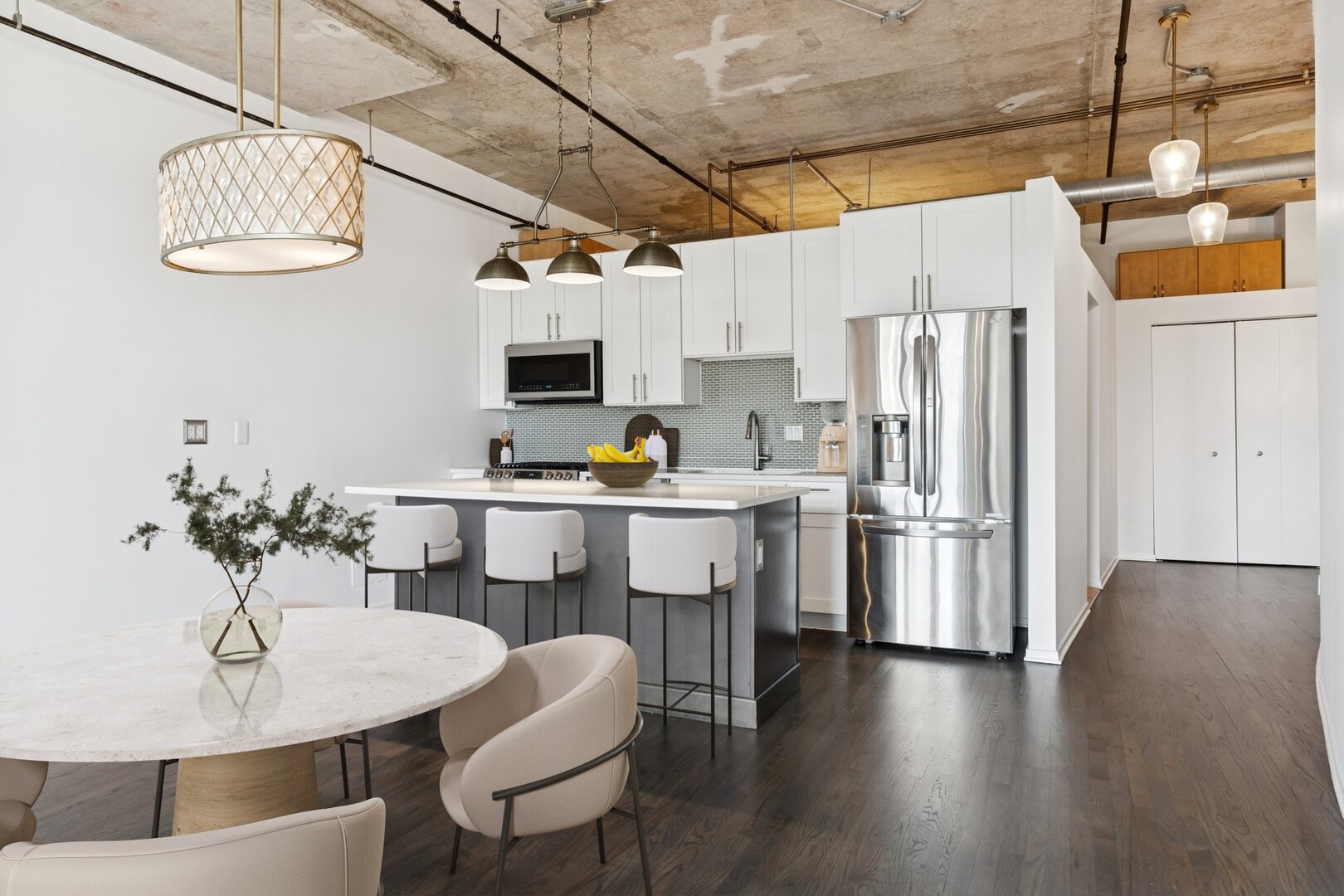 6 S Laflin Street Unit: 607