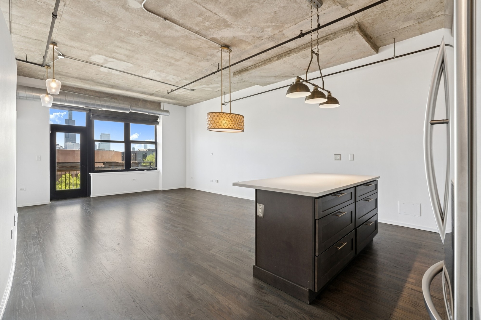 6 S Laflin Street Unit: 607