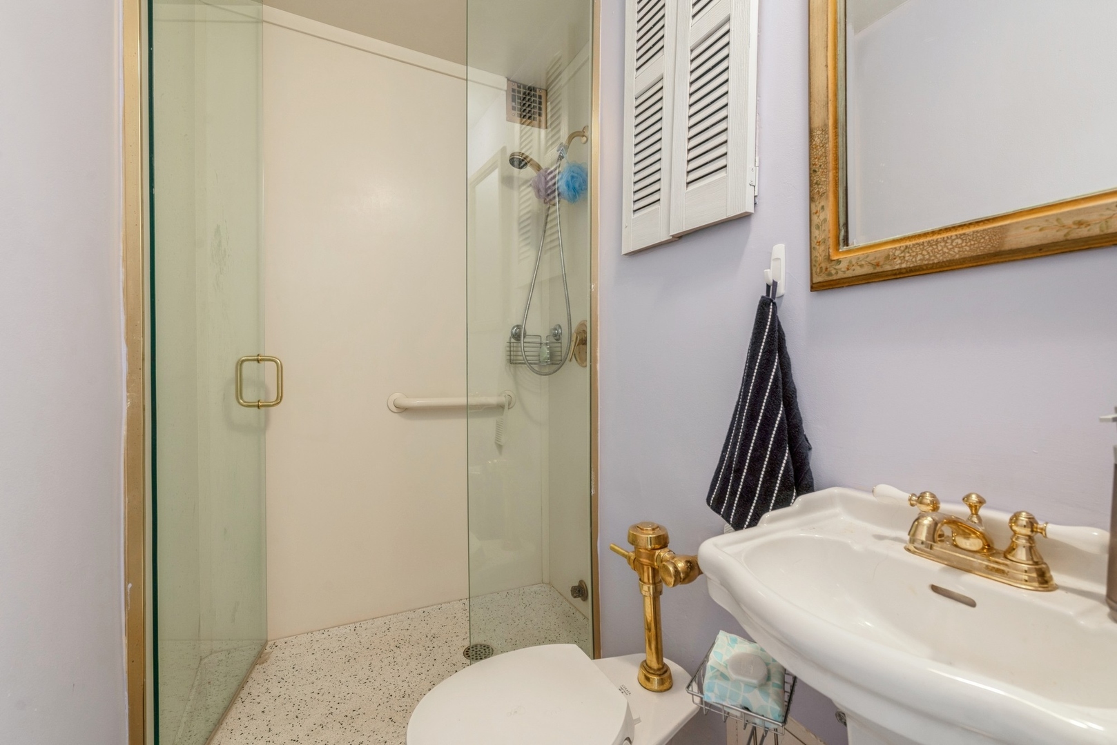 5555 N Sheridan Road Unit: 1506