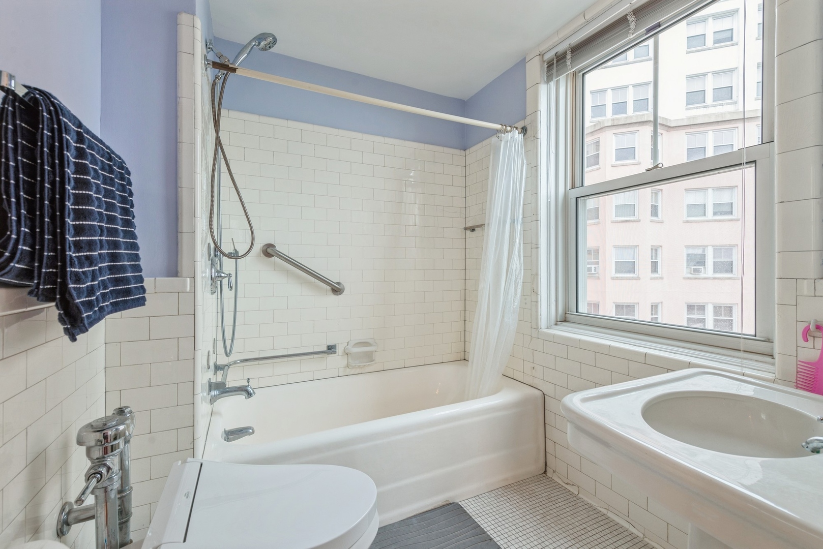 5555 N Sheridan Road Unit: 1506