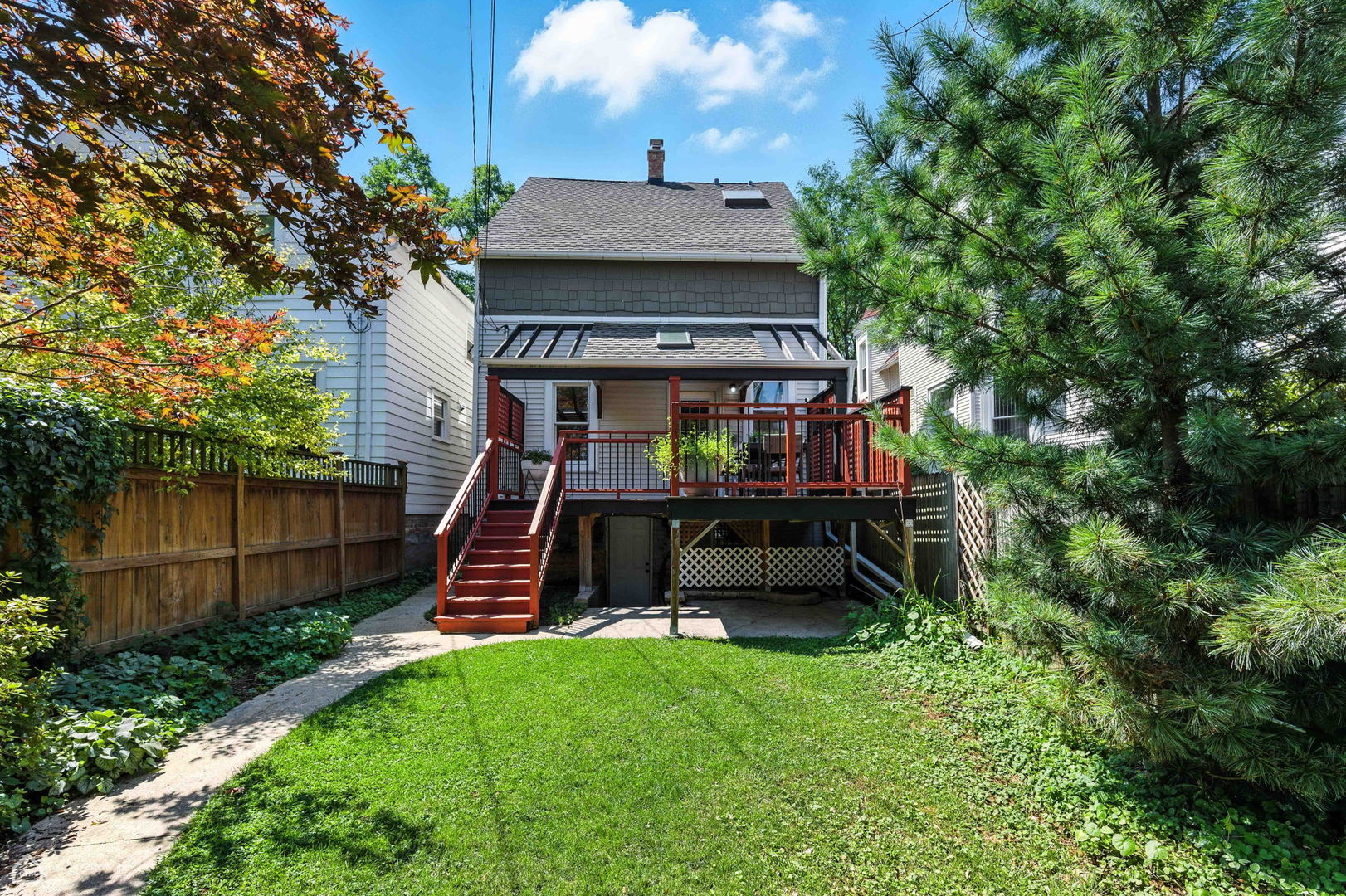 2519 N Saint Louis Avenue