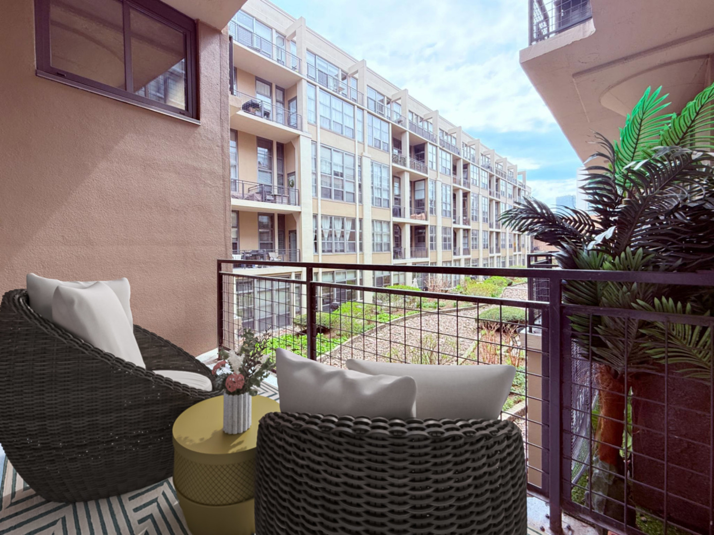 900 N KINGSBURY Street Unit: 835