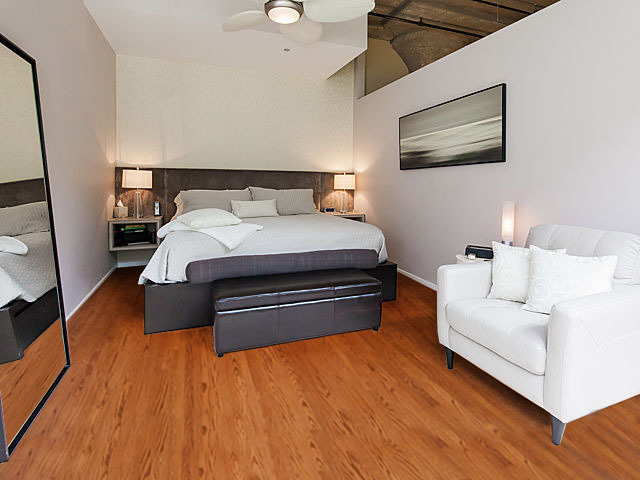 900 N KINGSBURY Street Unit: 777