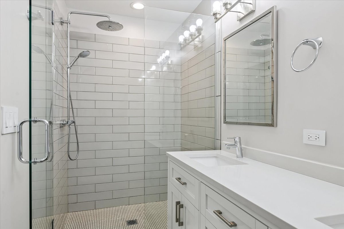 1834 N Halsted Street Unit: A