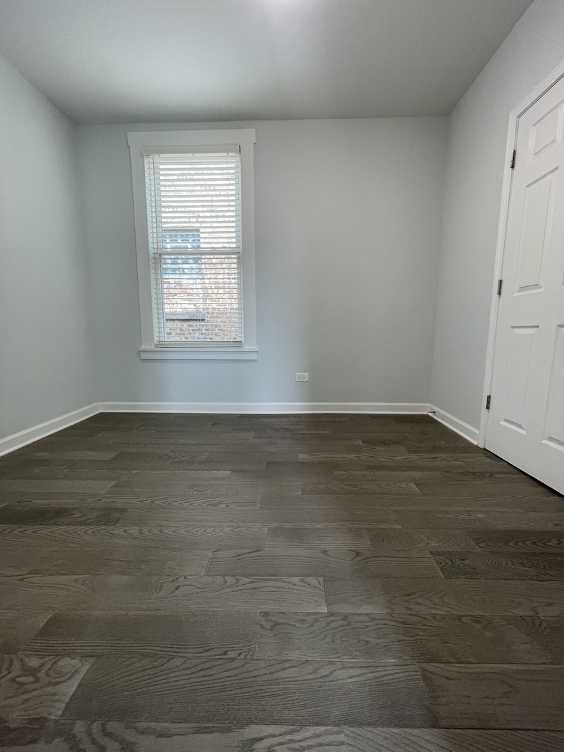 2416 N Springfield Avenue Unit: 2