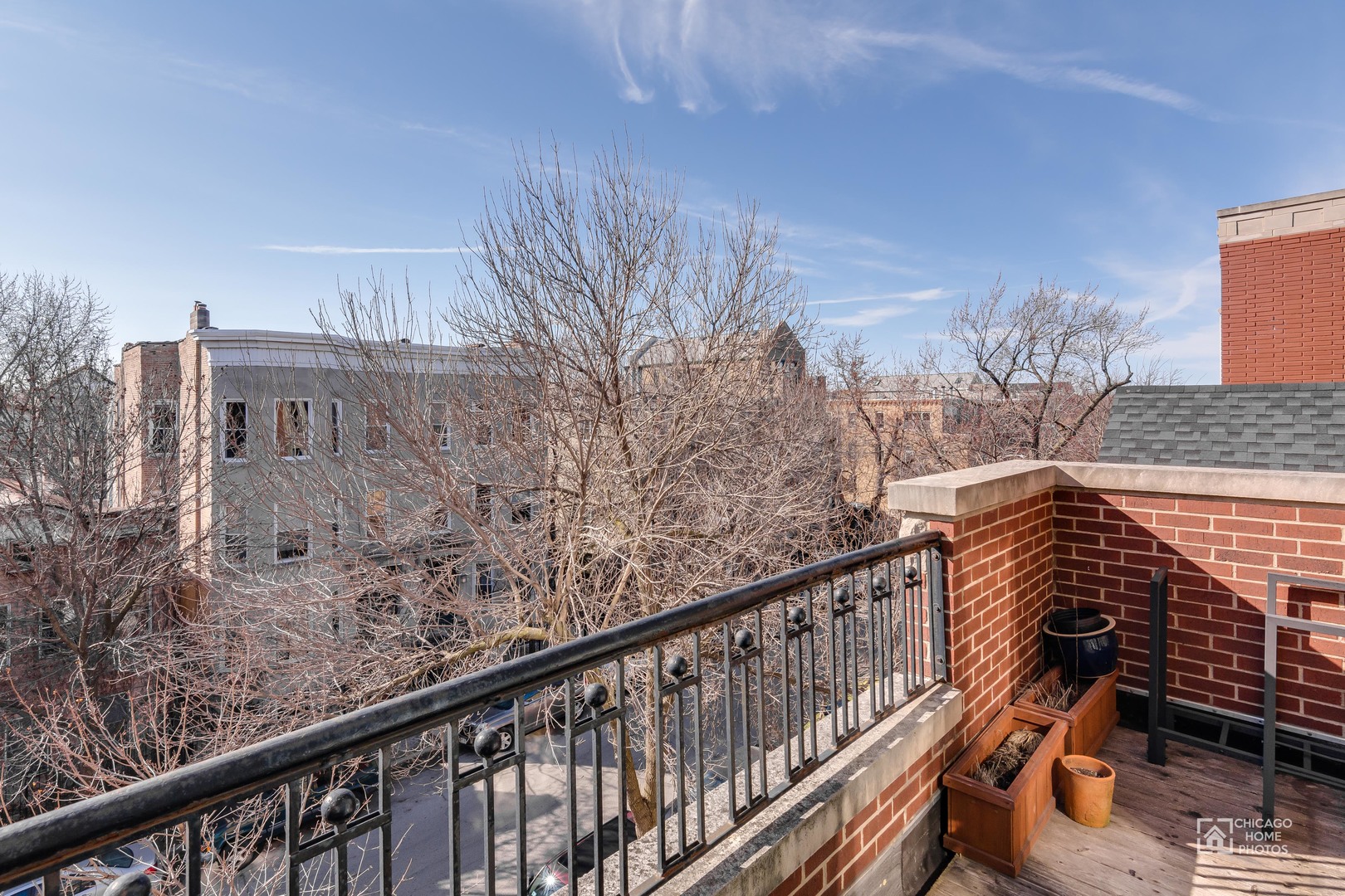 869 N Paulina Street Unit: 3