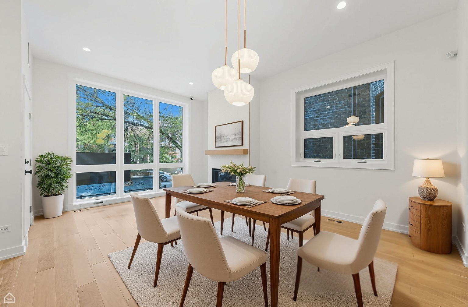 2127 N Racine Avenue Unit: 2