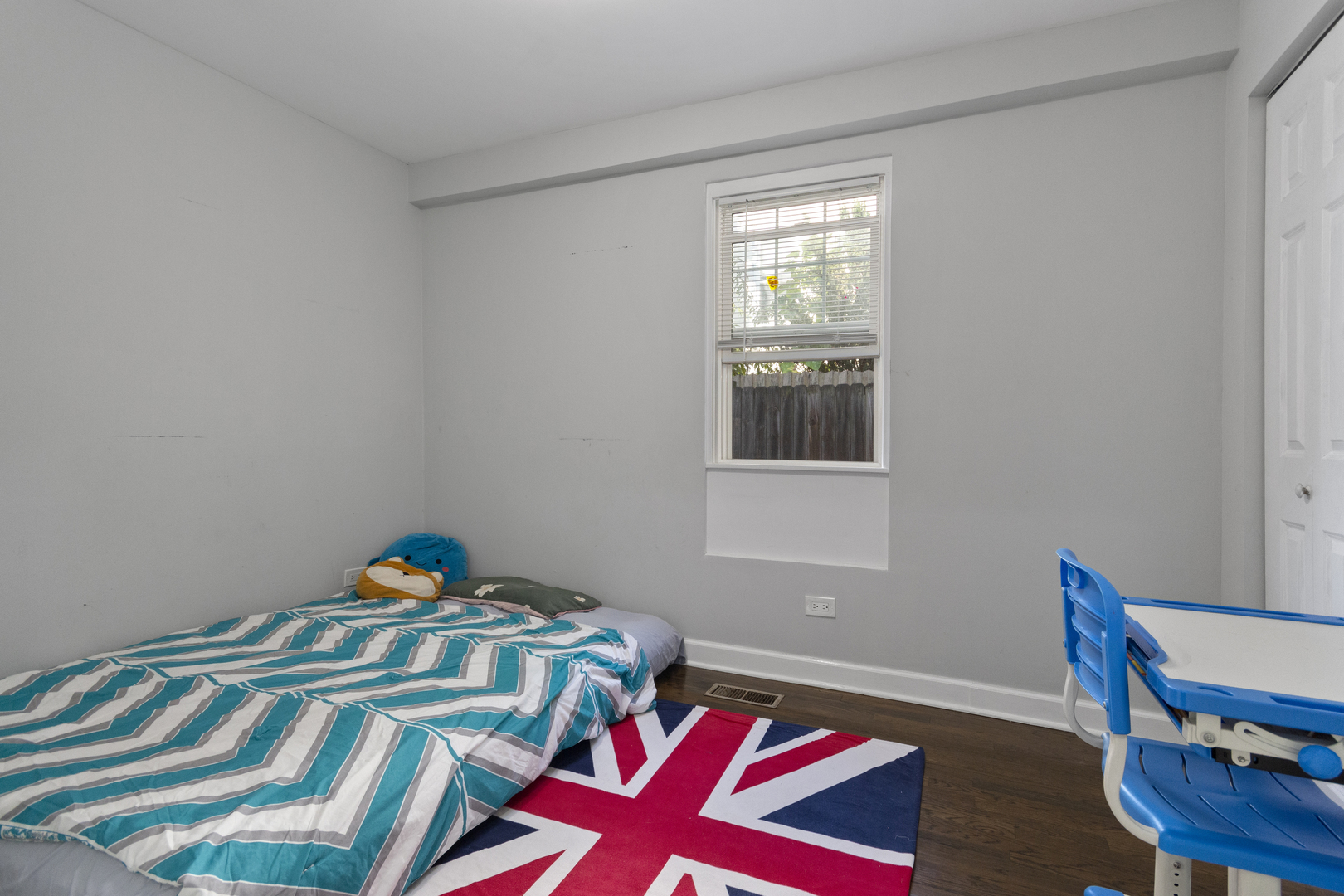 4304 N Lawndale Avenue