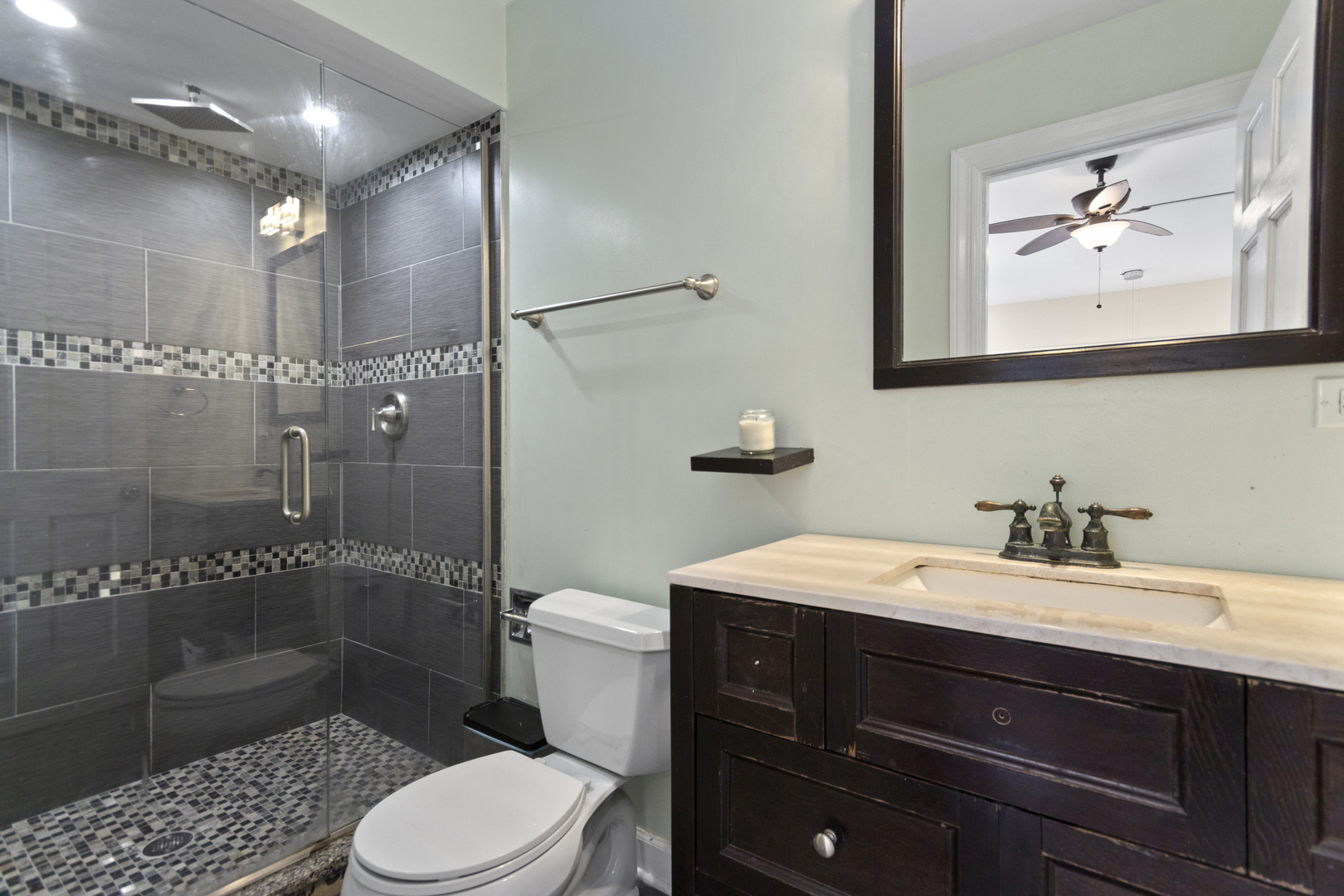 4304 N Lawndale Avenue