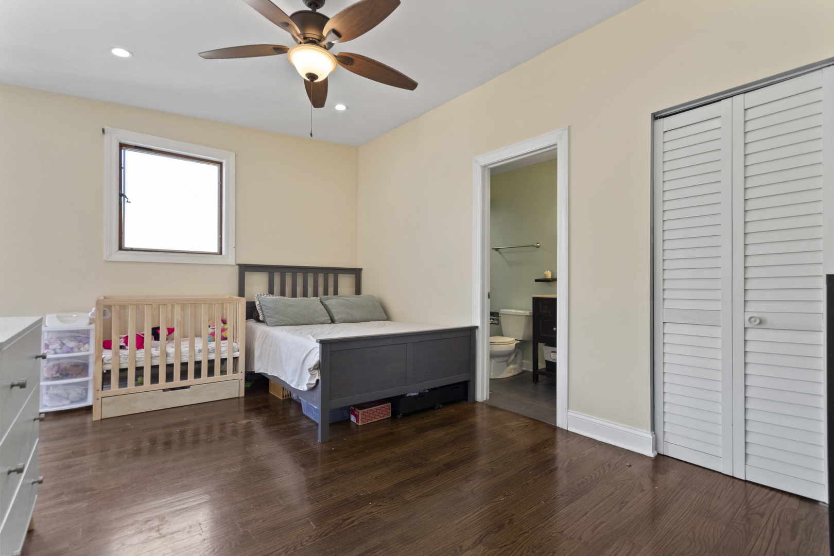 4304 N Lawndale Avenue