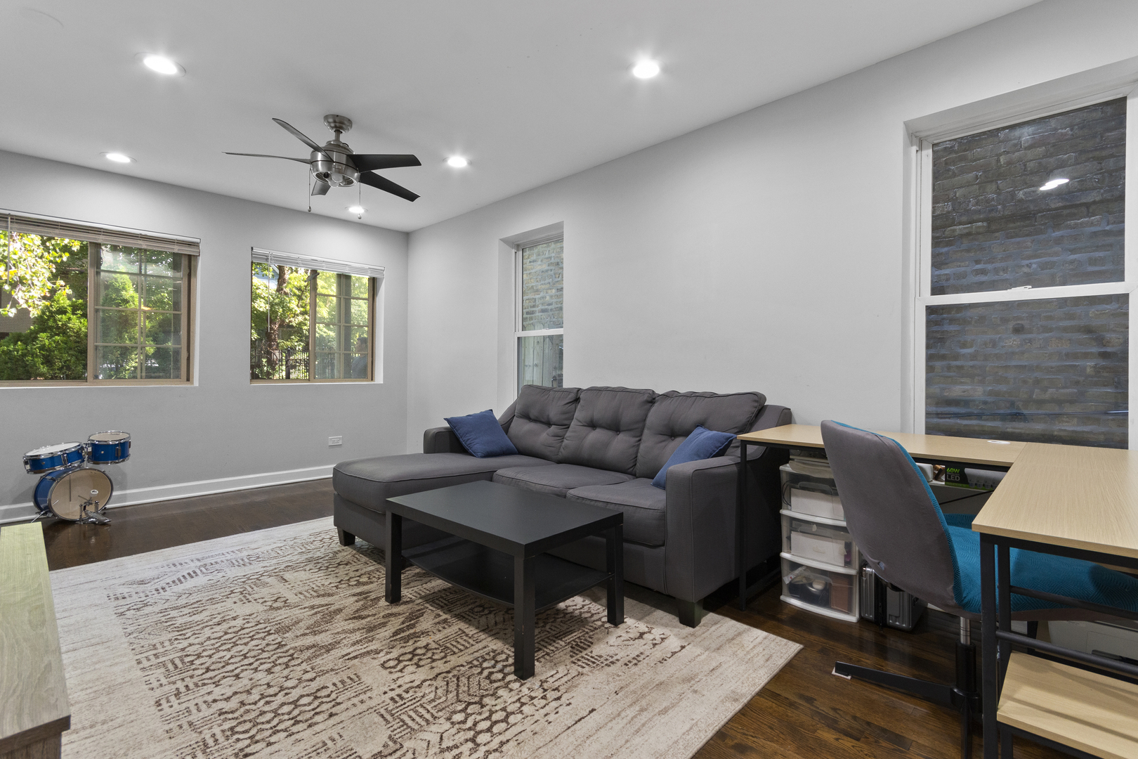 4304 N Lawndale Avenue