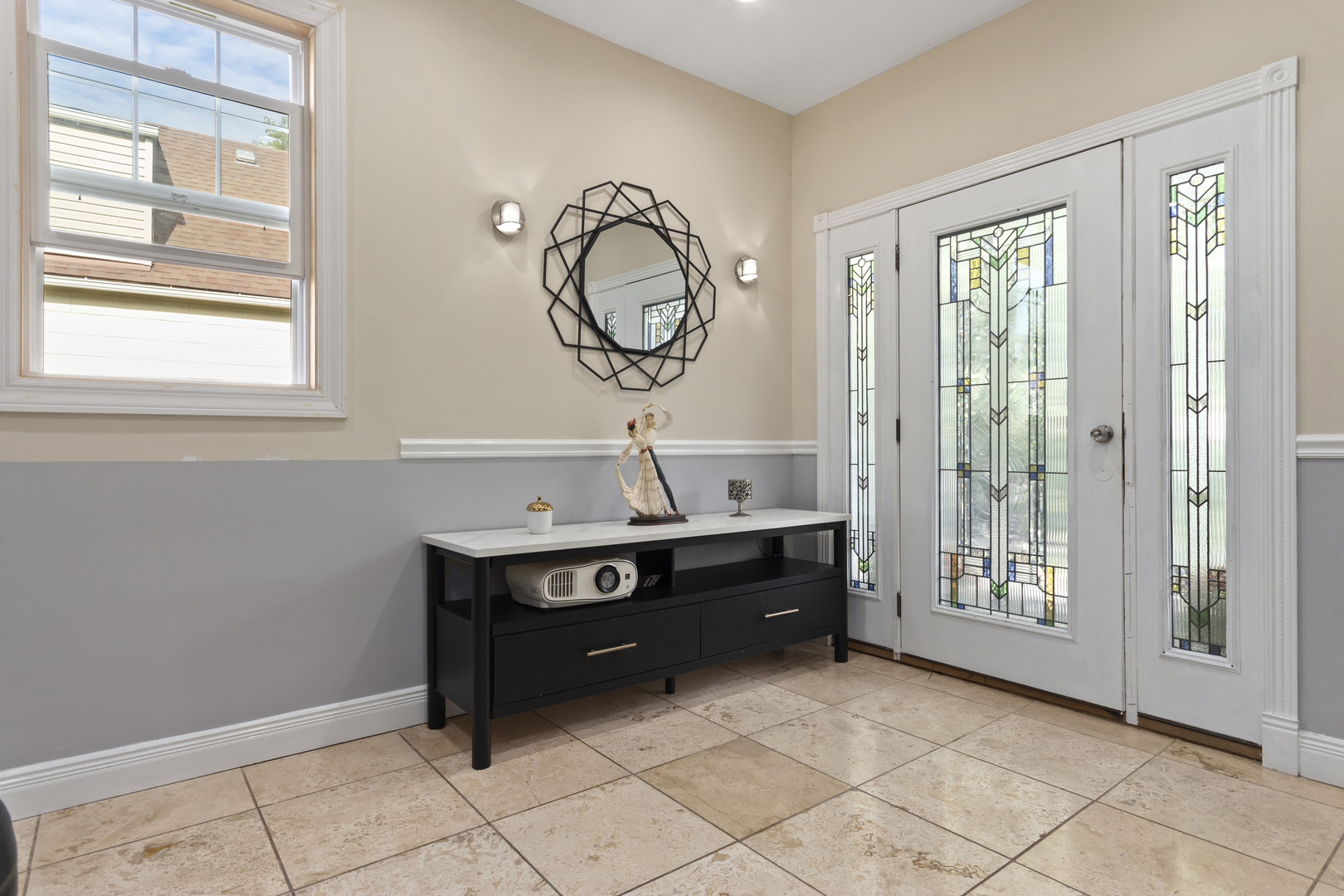 4304 N Lawndale Avenue