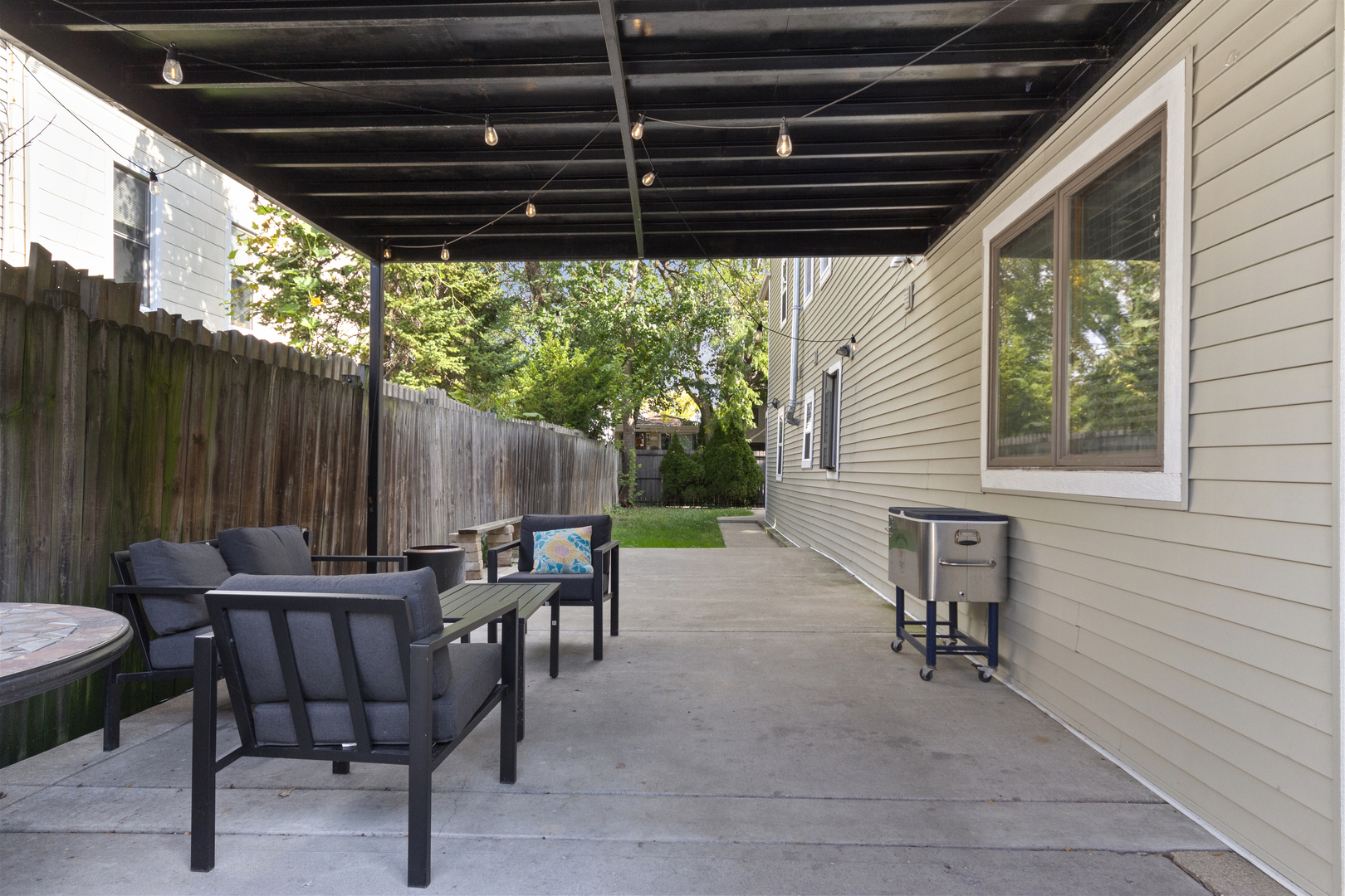 4304 N Lawndale Avenue