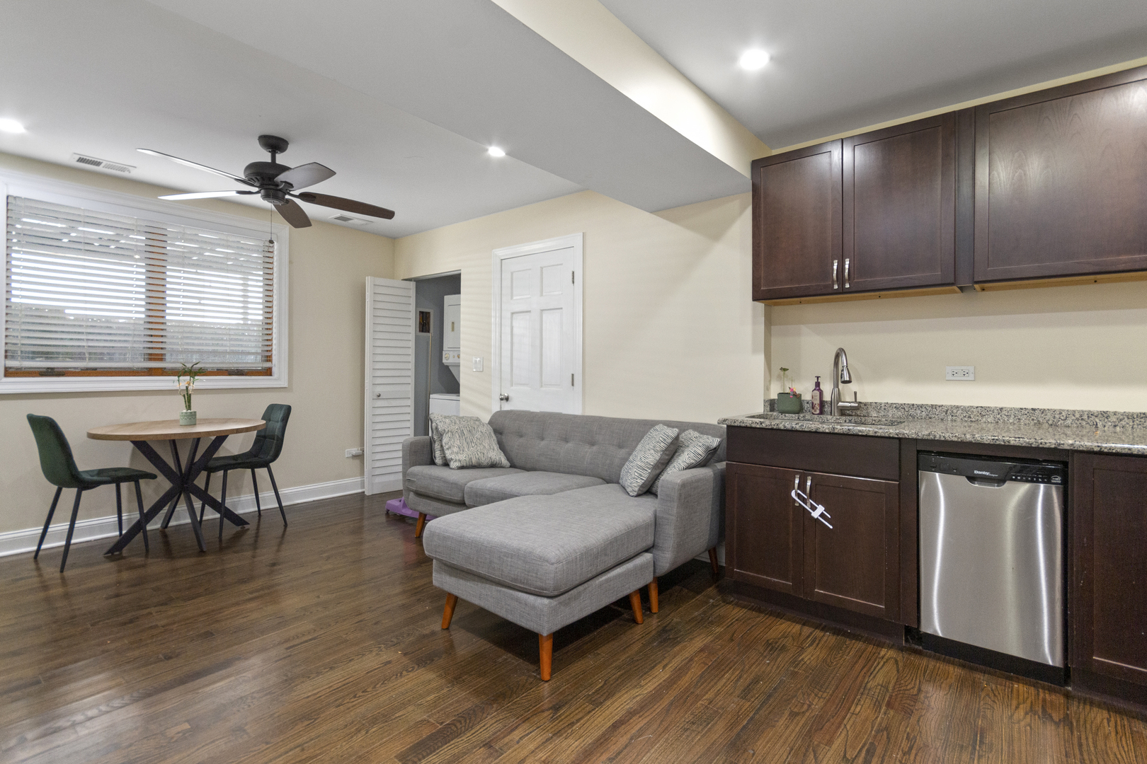 4304 N Lawndale Avenue