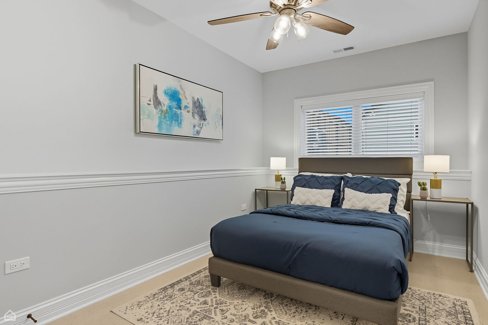 549 N Springfield Avenue