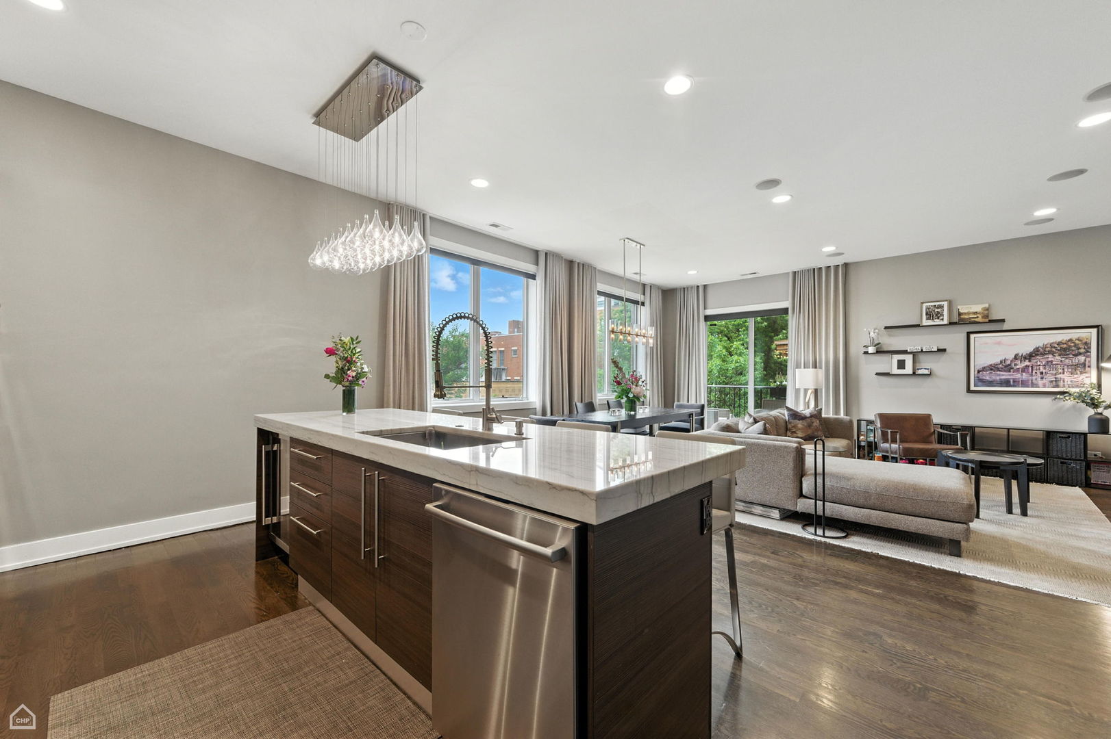 1312 W Madison Street Unit: 3A