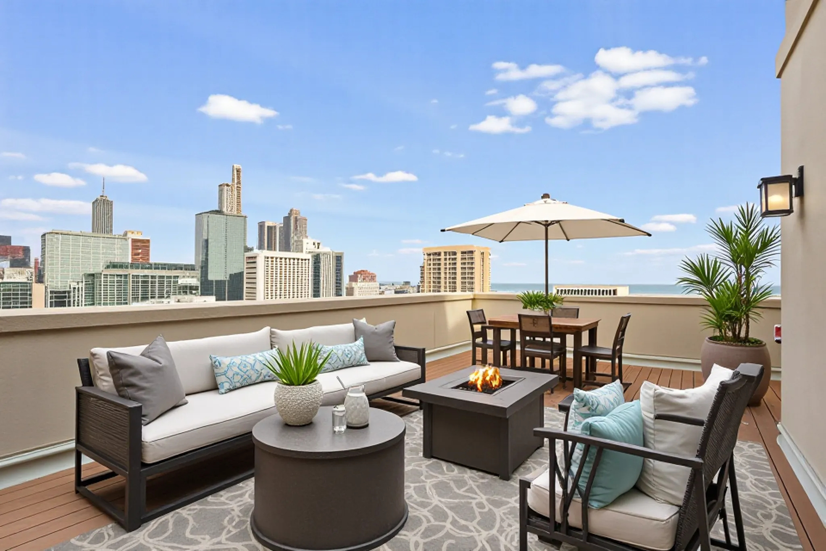 1529 S State Street Unit: PH1