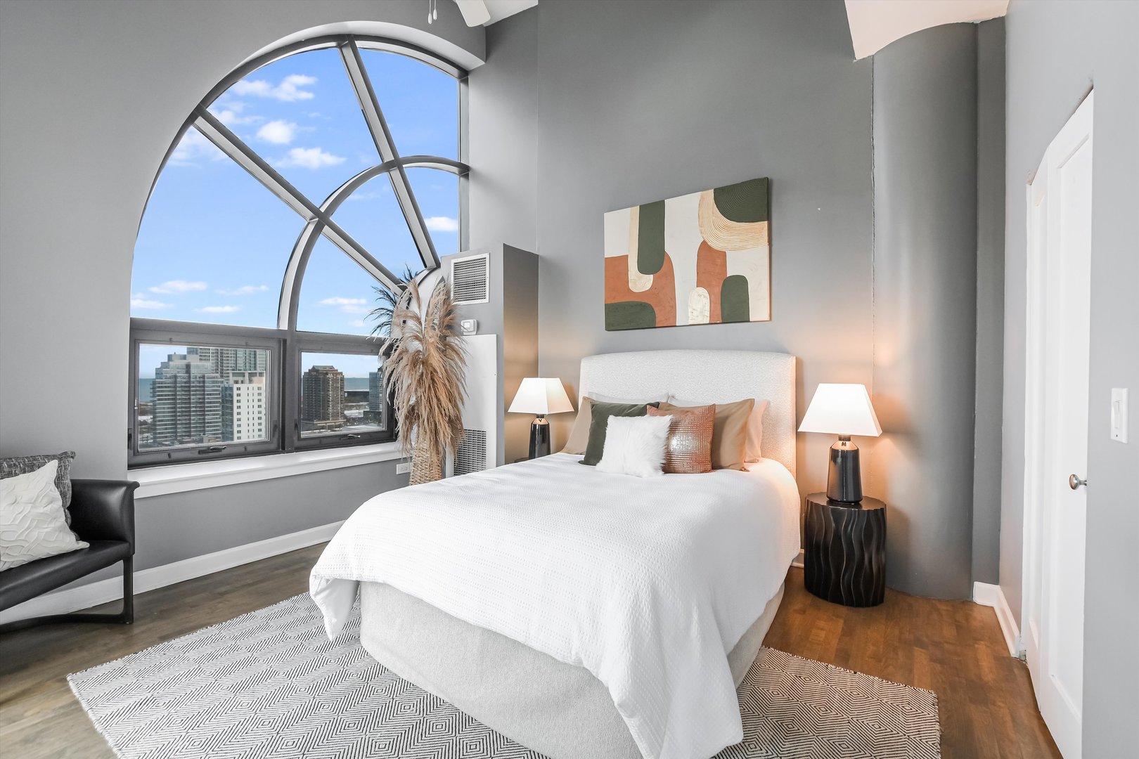 1529 S State Street Unit: PH1