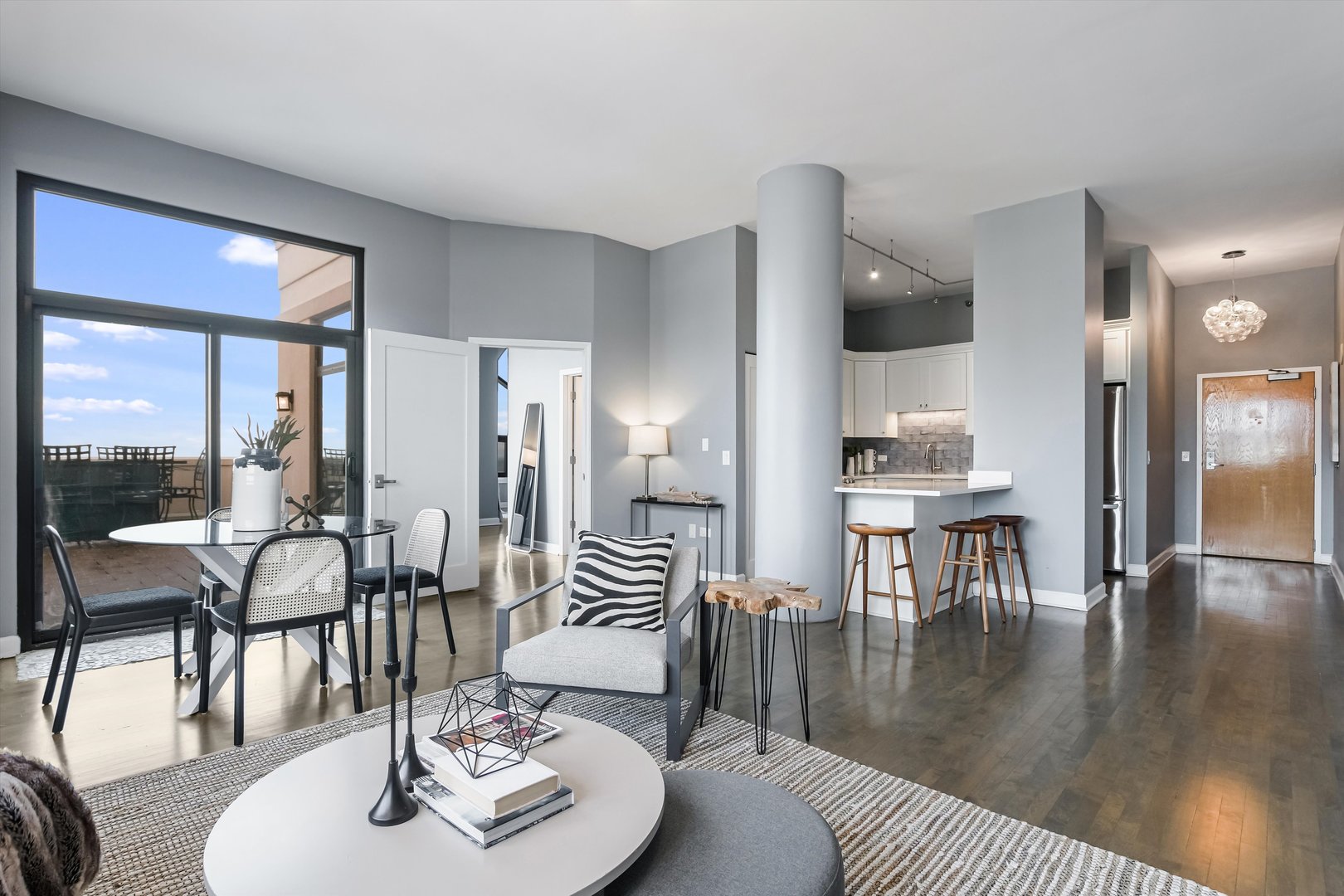 1529 S State Street Unit: PH1