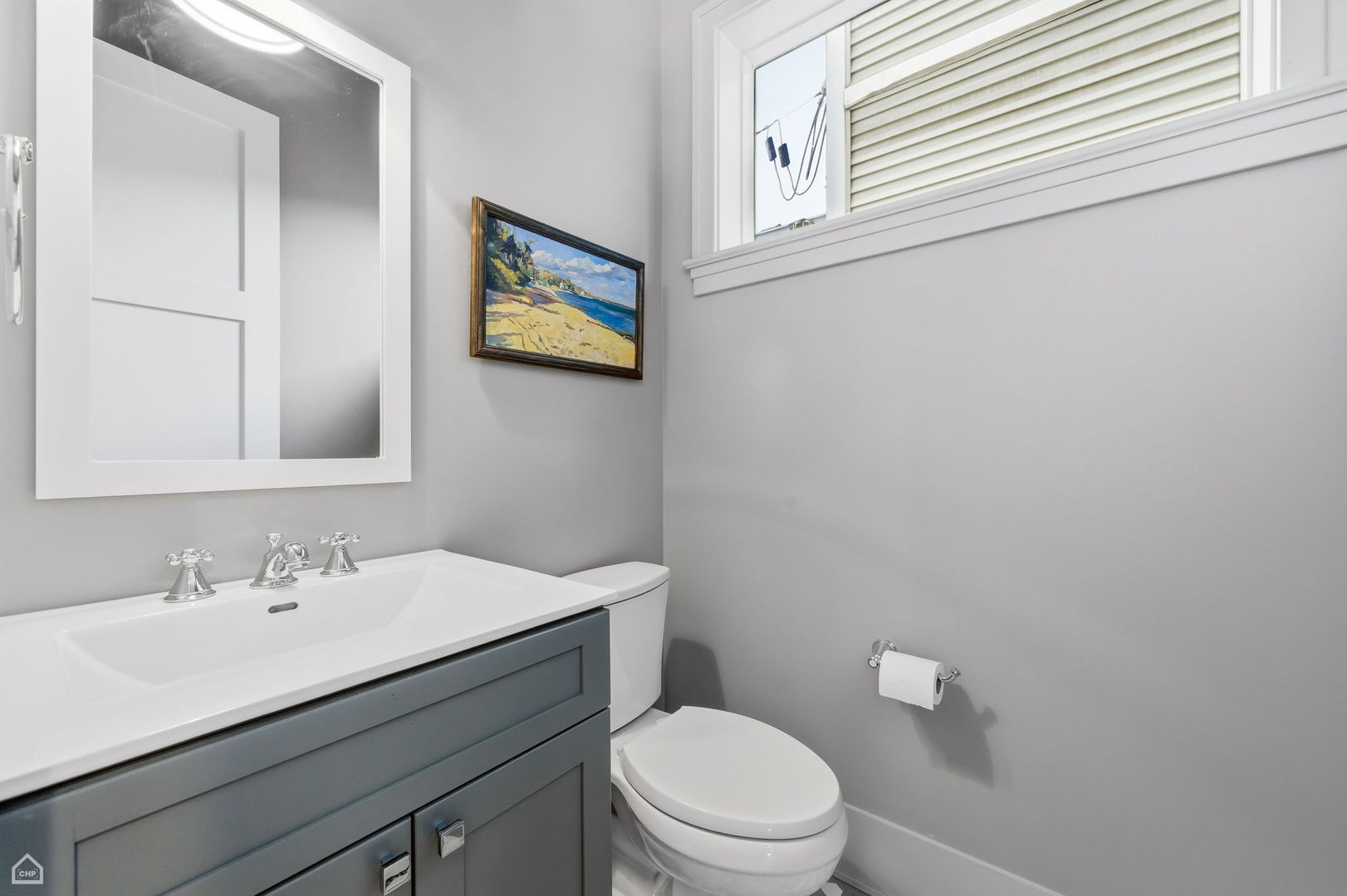 3342 N ravenswood Avenue