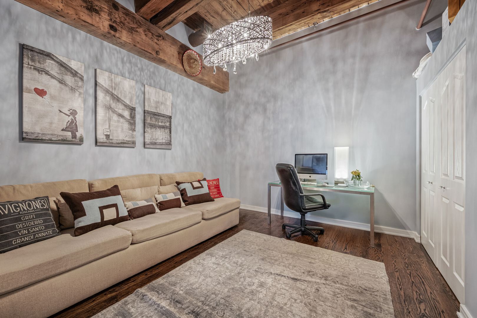 360 W Illinois Street Unit: 313