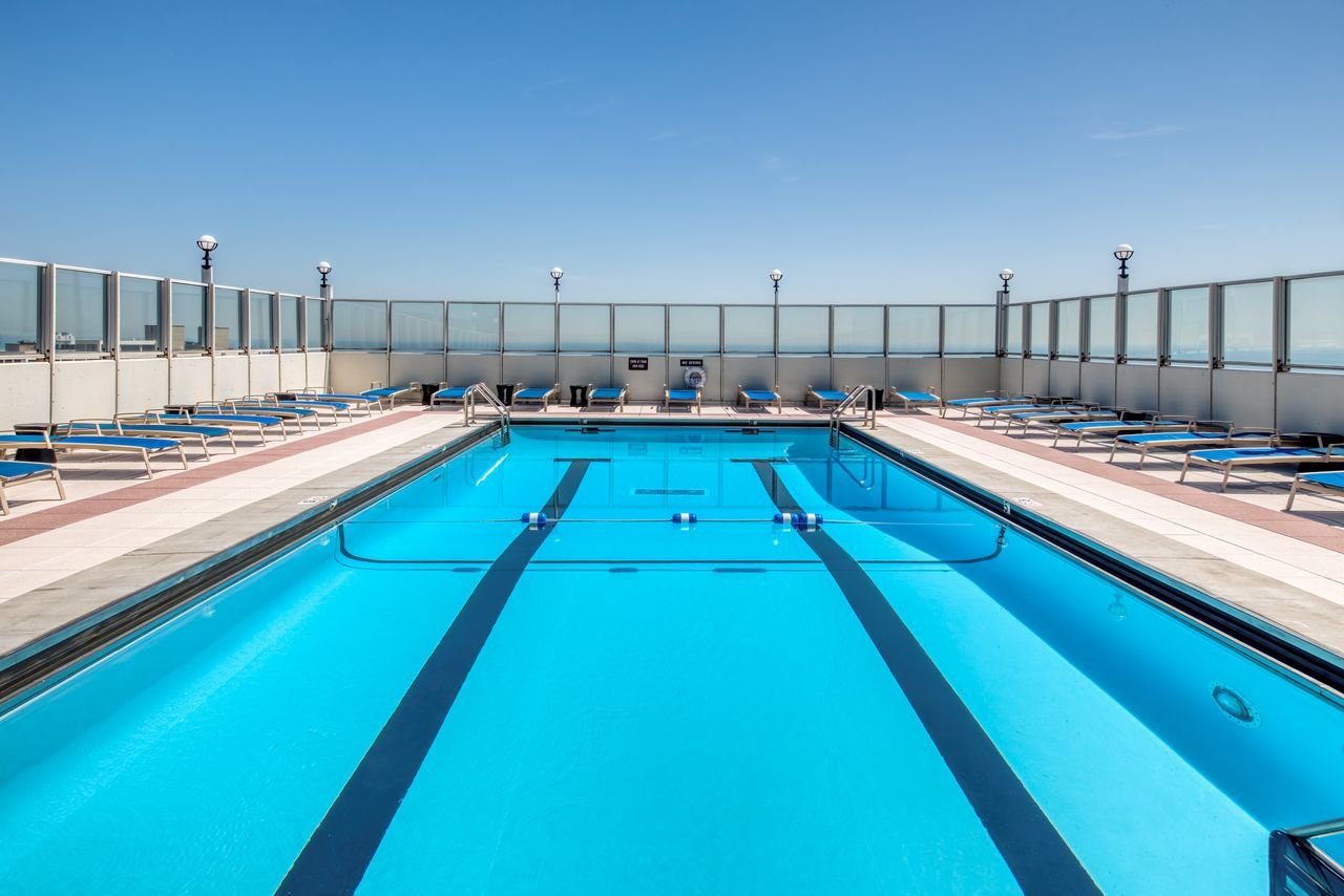 2626 N Lakeview Avenue Unit: 1509