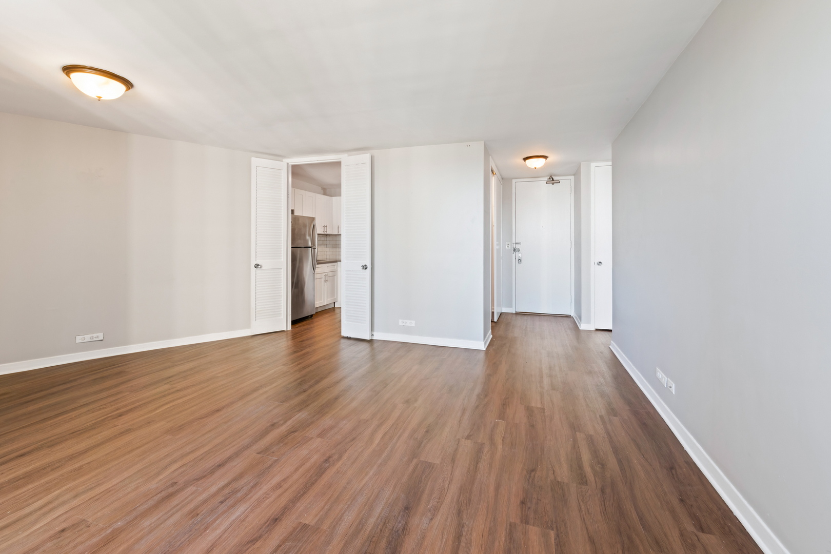 2626 N Lakeview Avenue Unit: 1509