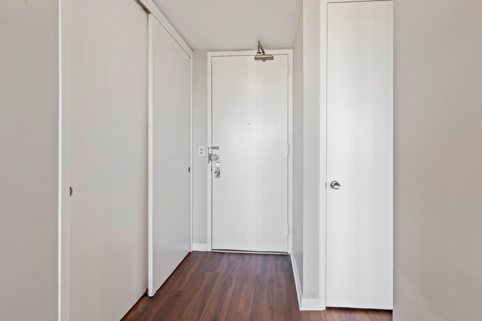 2626 N Lakeview Avenue Unit: 1509