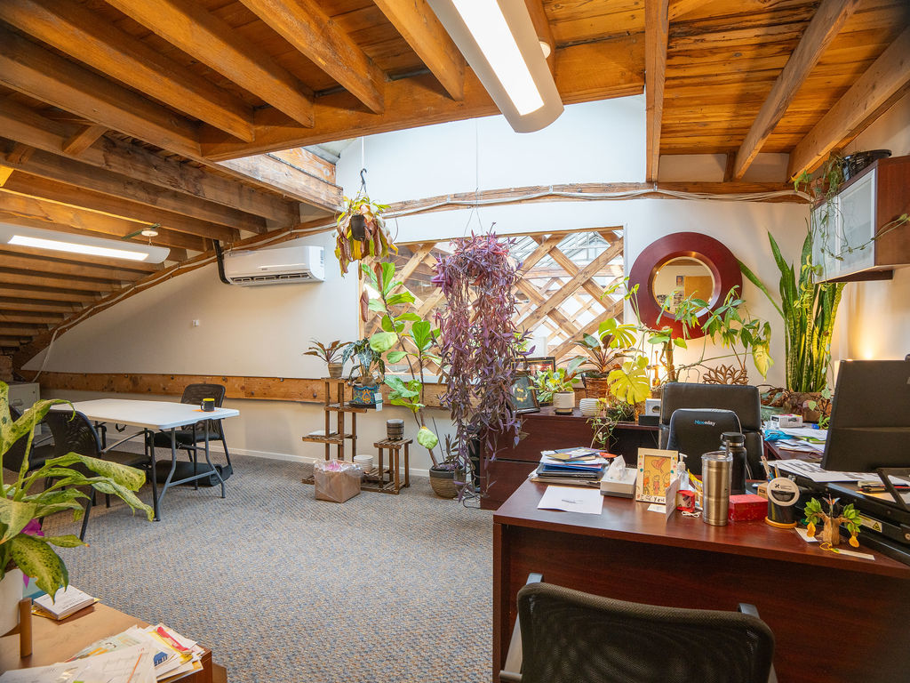 2014 W Belle Plaine Avenue