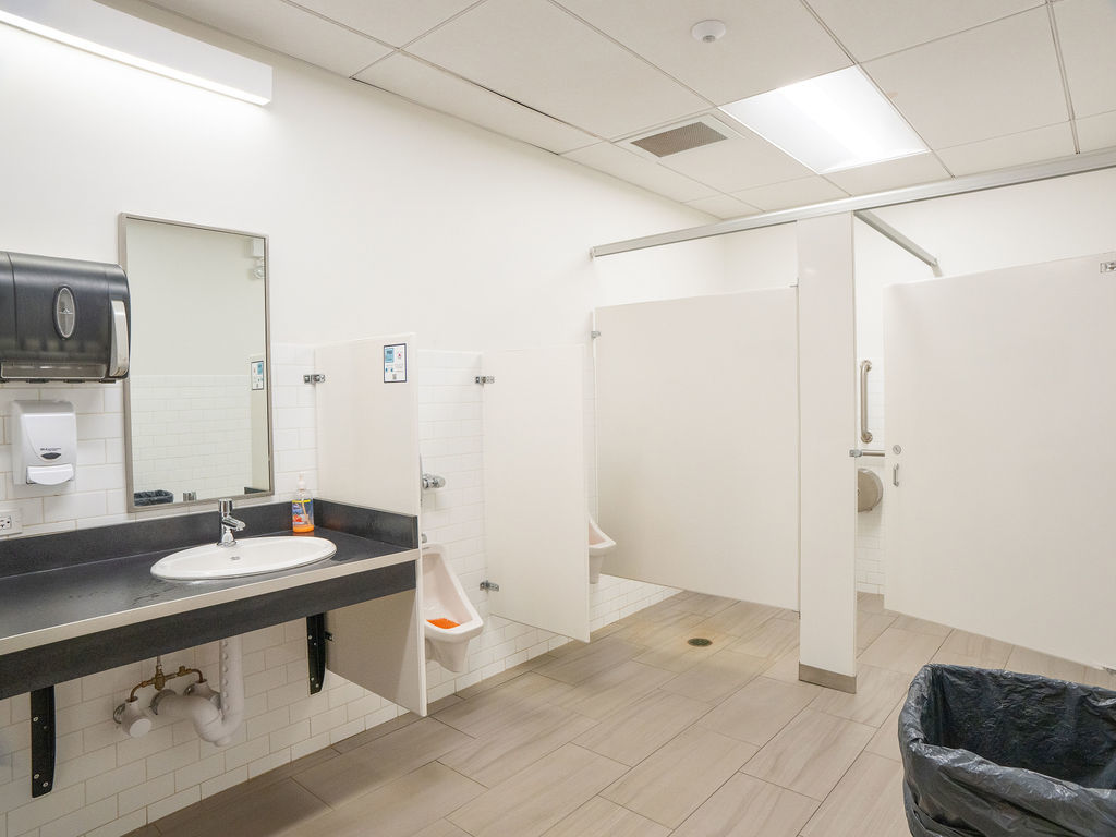 2014 W Belle Plaine Avenue