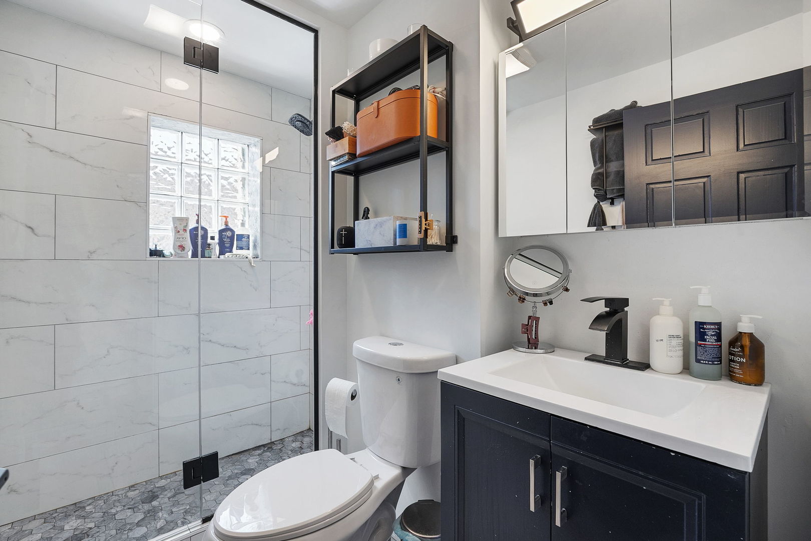 814 N Hermitage Avenue