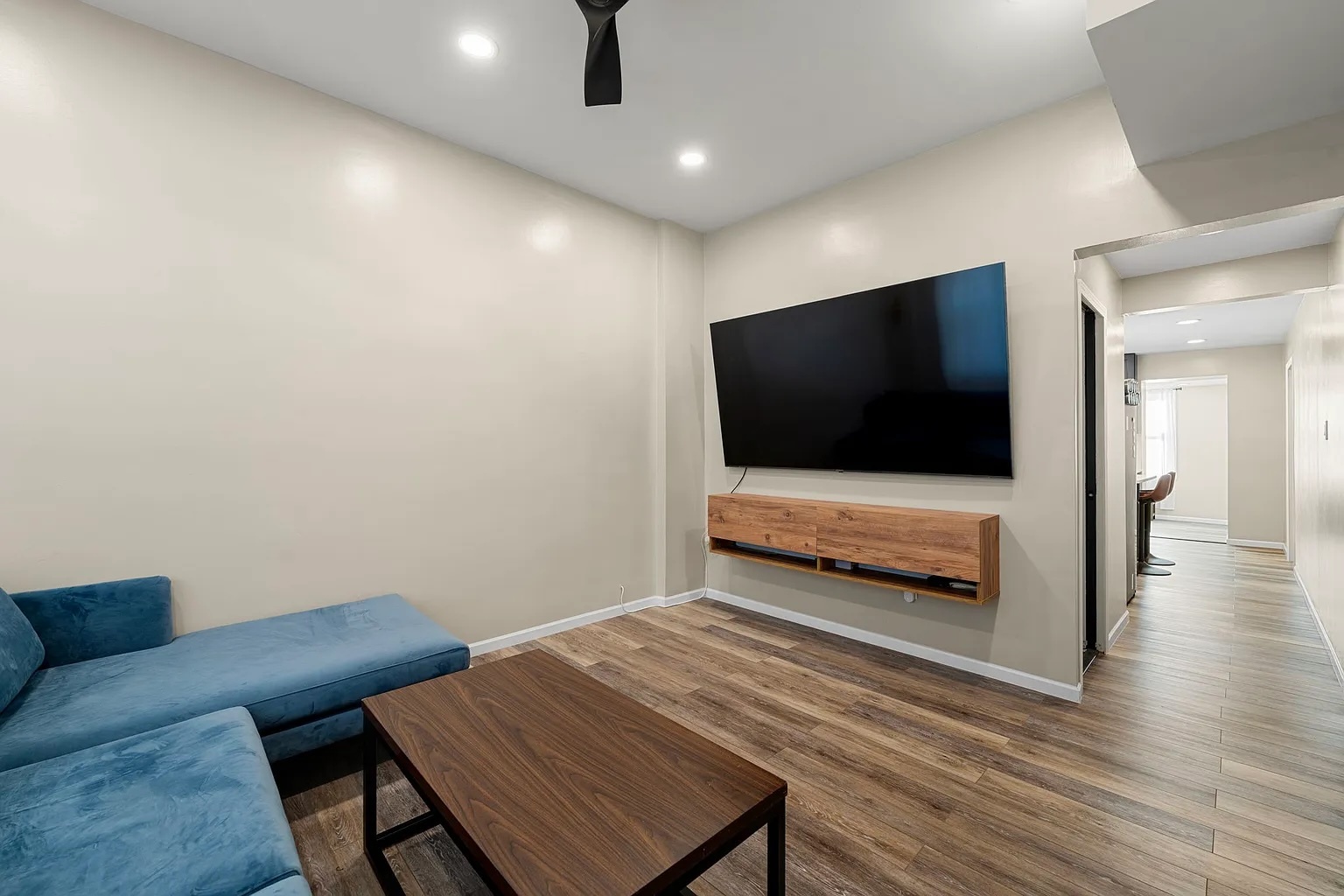 814 N Hermitage Avenue