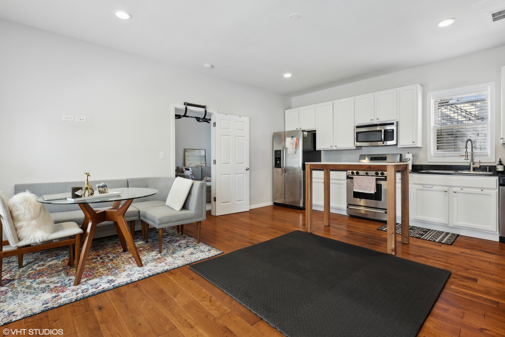 814 N Hermitage Avenue