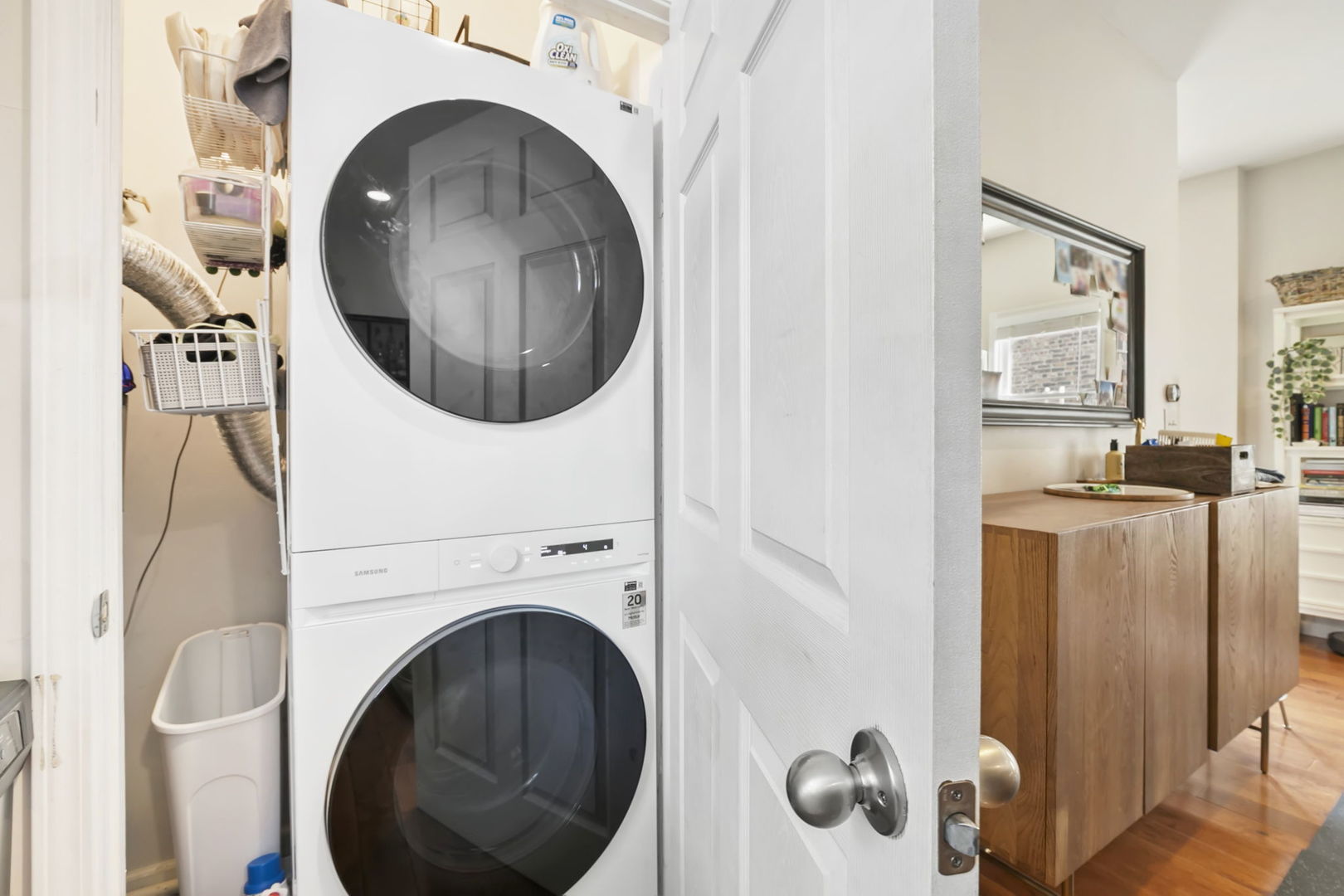 814 N Hermitage Avenue