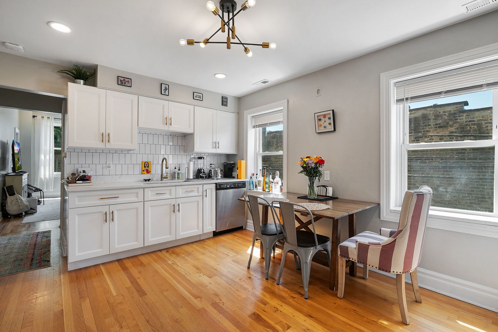 814 N Hermitage Avenue