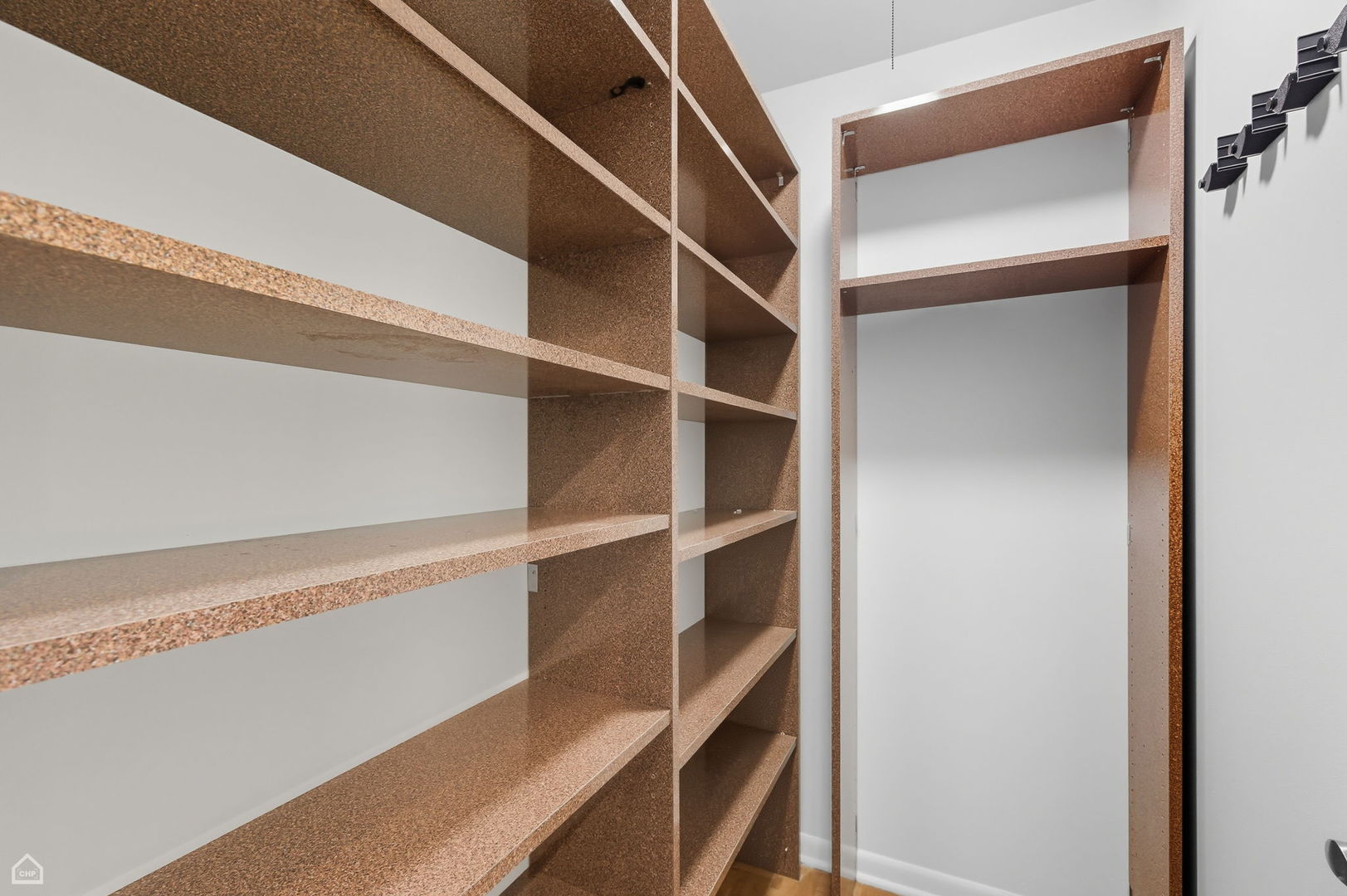 2800 N Lake Shore Drive Unit: 305