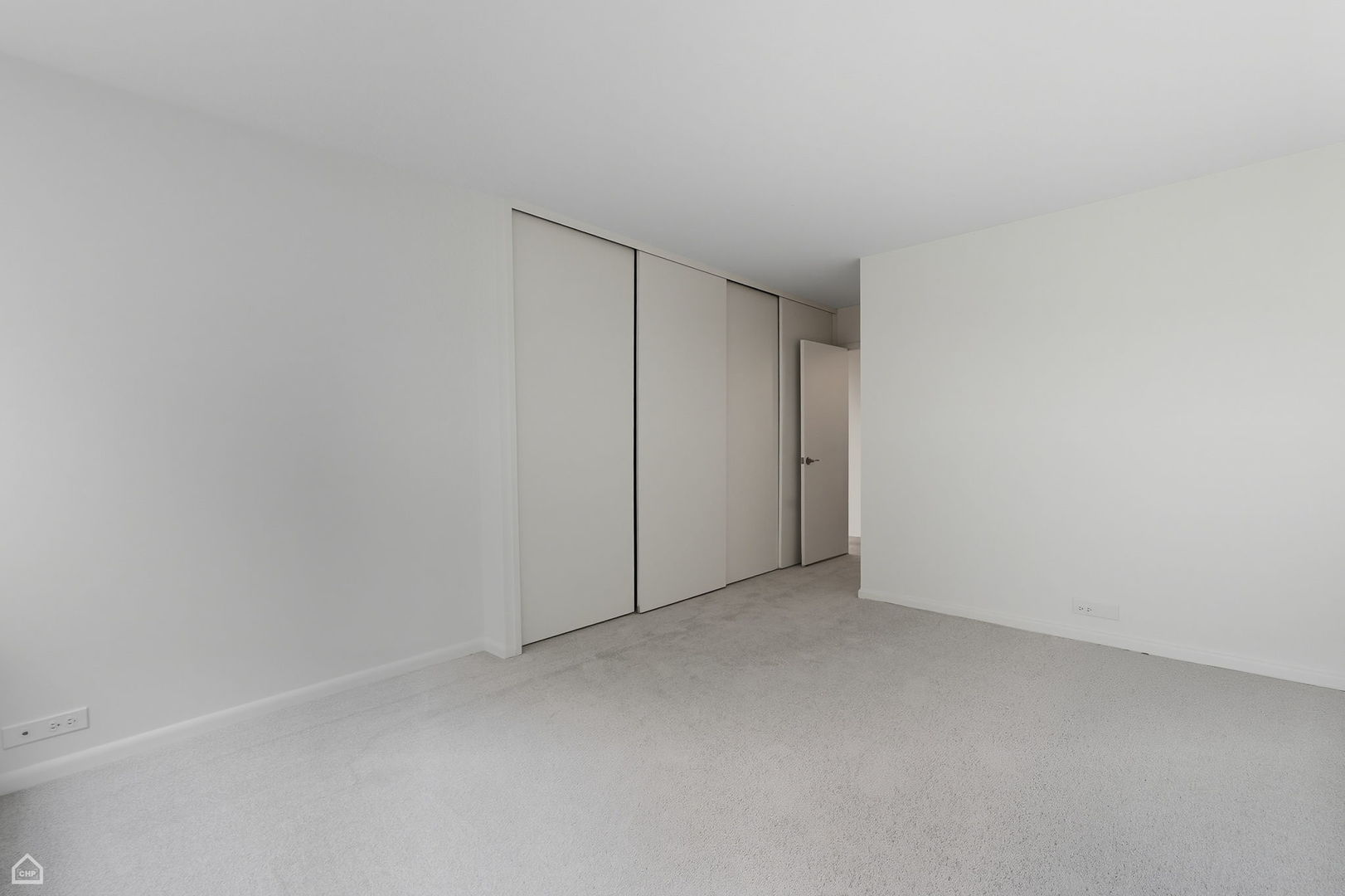 2800 N Lake Shore Drive Unit: 305