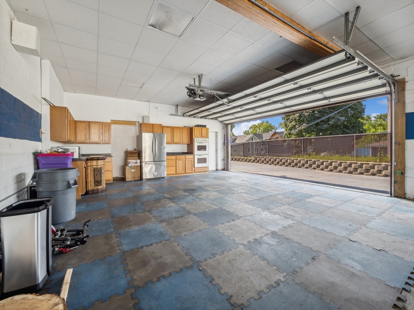 38635 N Drexel Boulevard