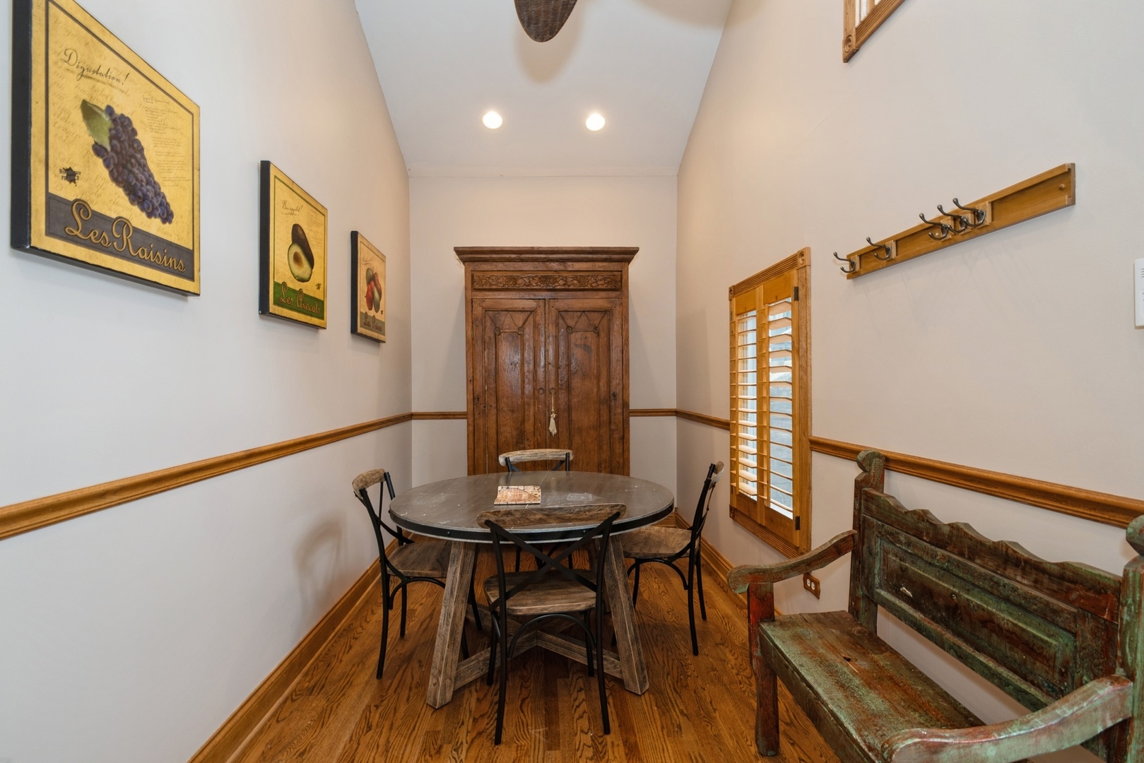 38635 N Drexel Boulevard