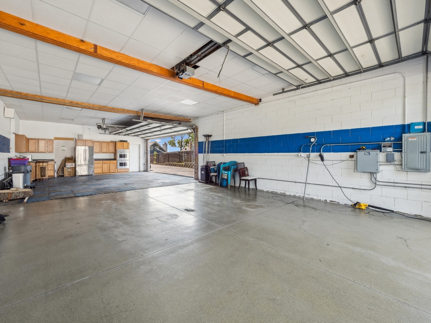 38635 N Drexel Boulevard