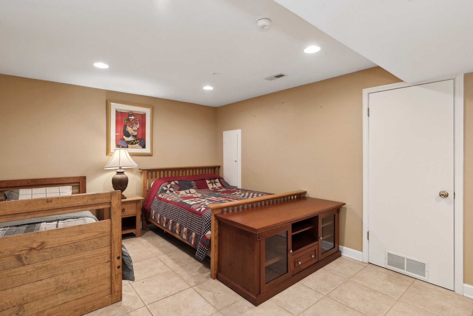 38635 N Drexel Boulevard