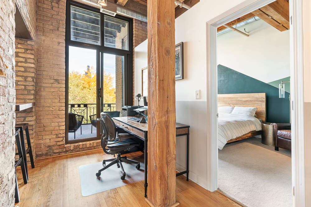 1330 W Monroe Street Unit: 310