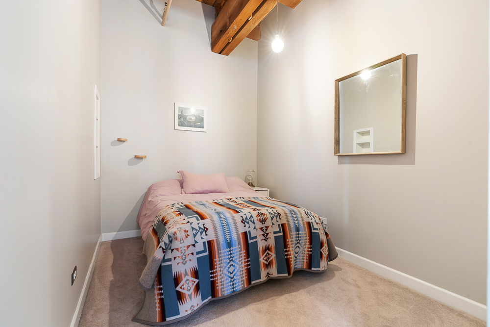 1330 W Monroe Street Unit: 310