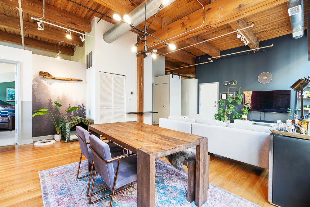 1330 W Monroe Street Unit: 310