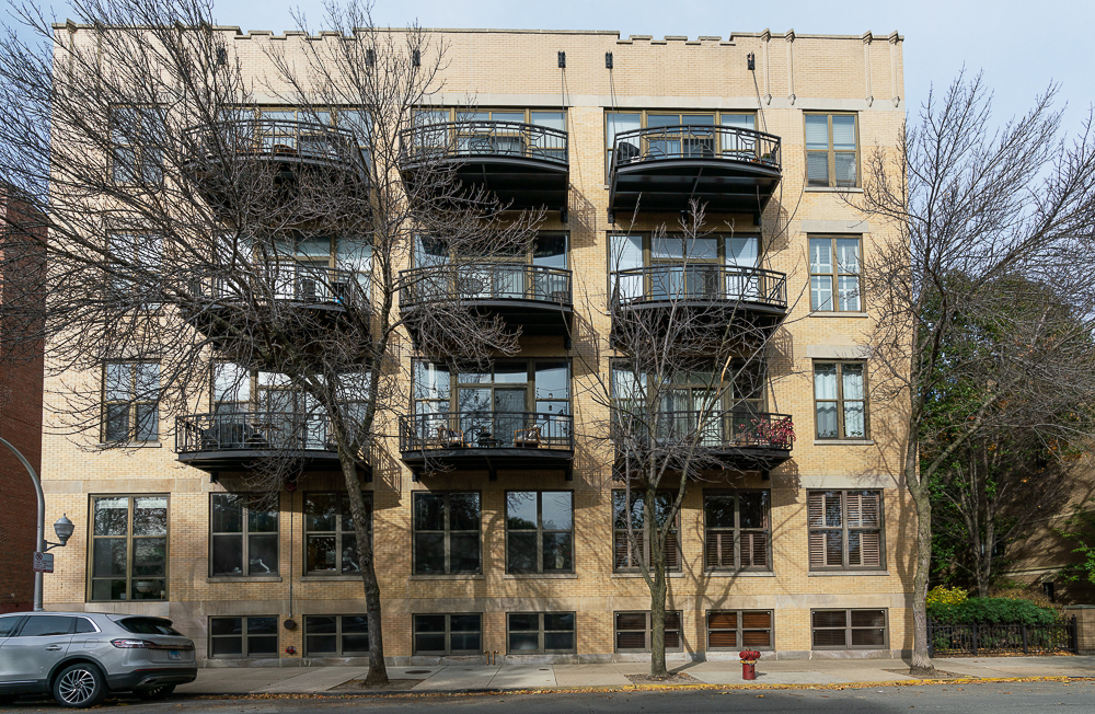 1330 W Monroe Street Unit: 310