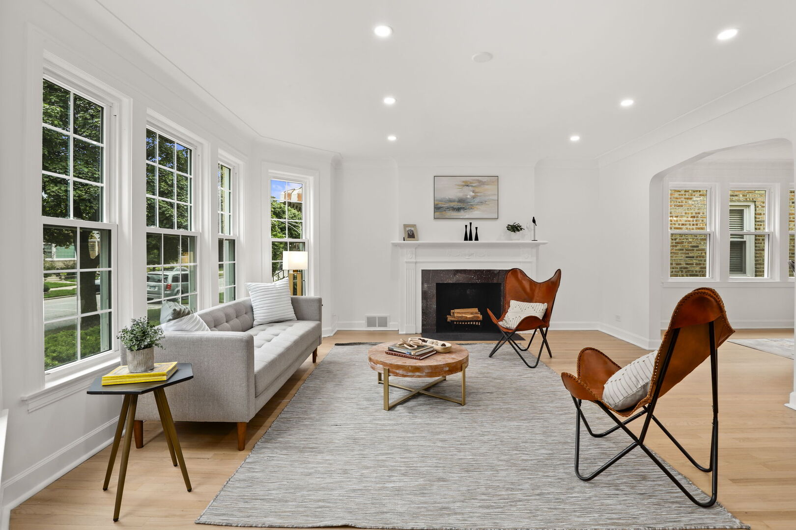 5828 N Melvina Avenue