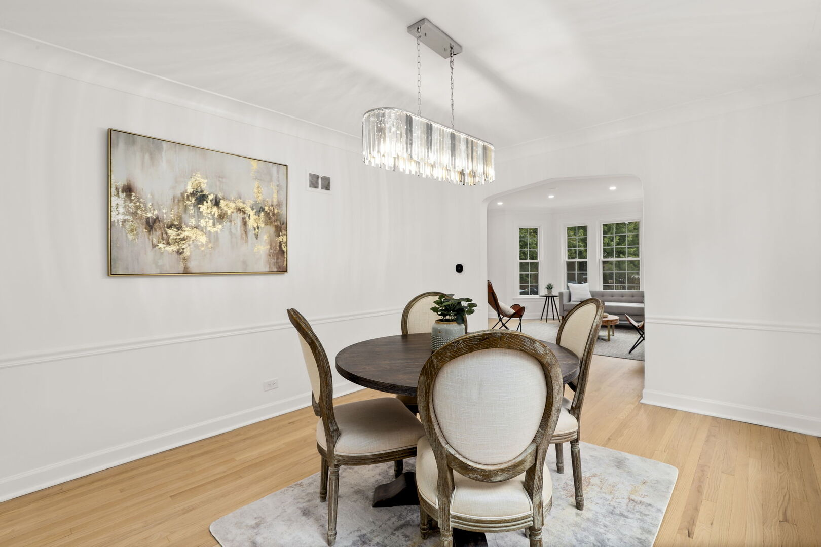 5828 N Melvina Avenue